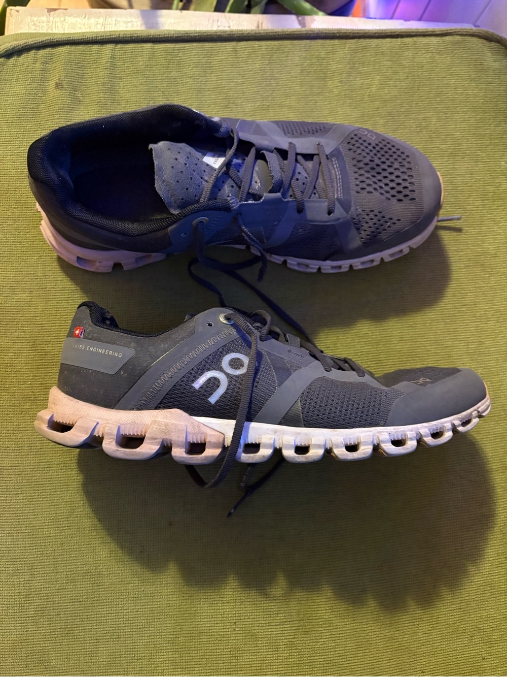 On Cloud Helion Cloudtec Running Walking Shoes Gray Black Pink Women Size US 6.5